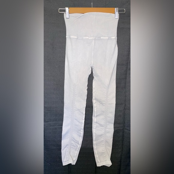 NWOT FP Movement High-Rise 7/8 Good Karma Leggings - Ice Grey - Size XS/S - Picture 6 of 9